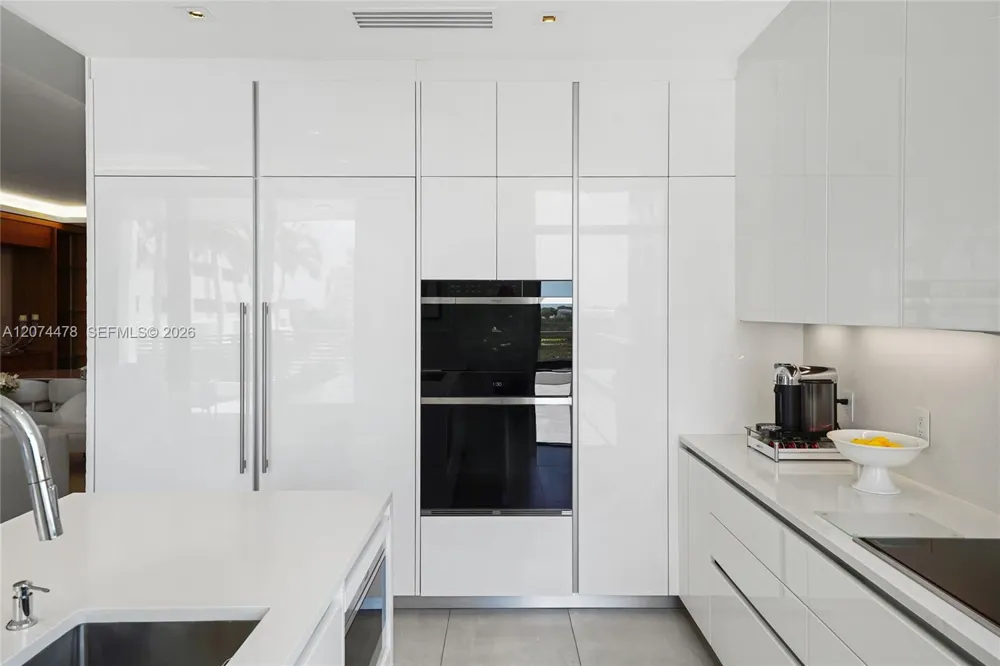 515 Valencia Ave #601 Coral Gables, FL 33134