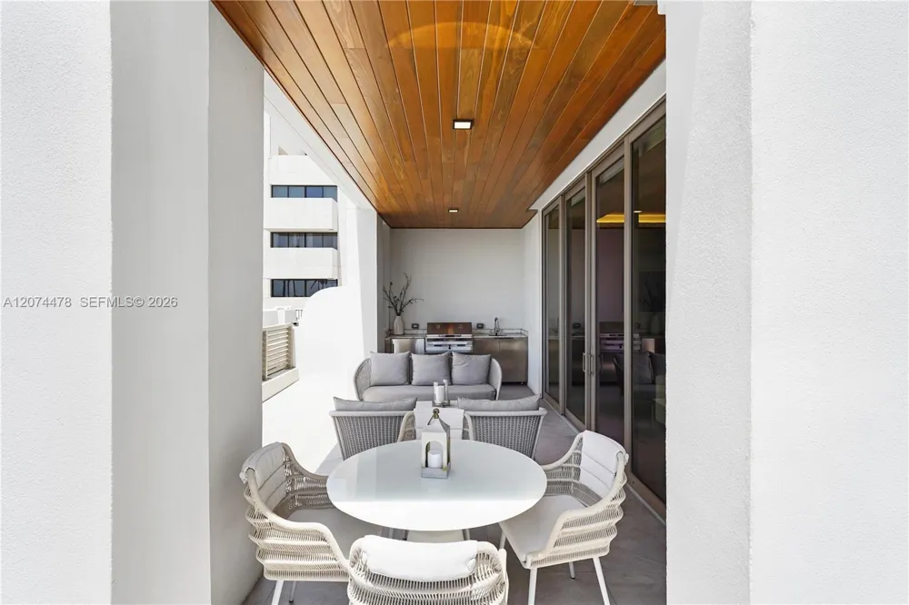 515 Valencia Ave #601 Coral Gables, FL 33134