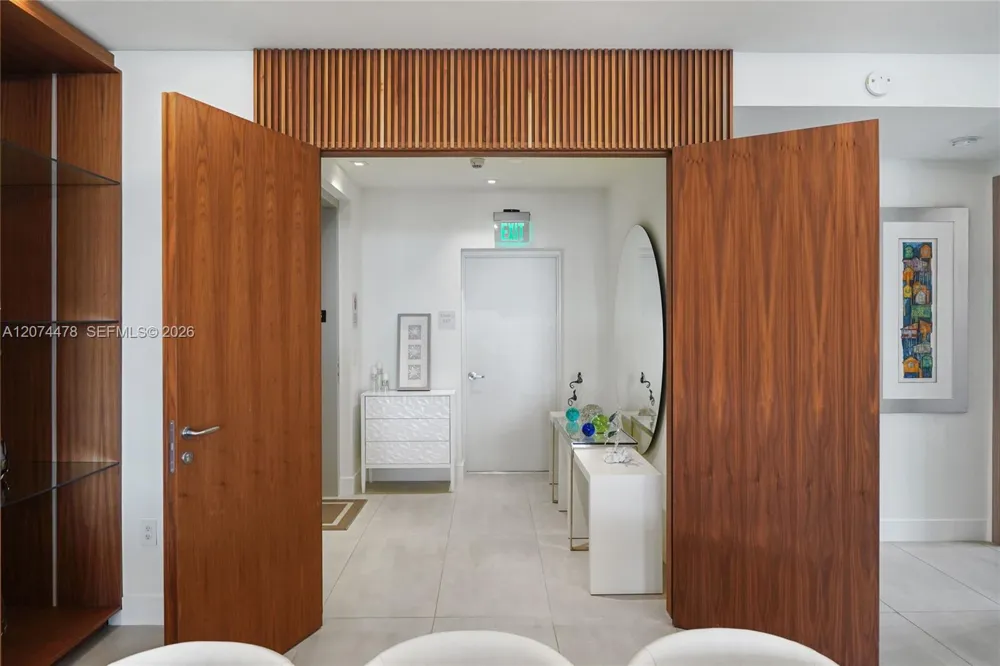 515 Valencia Ave #601 Coral Gables, FL 33134