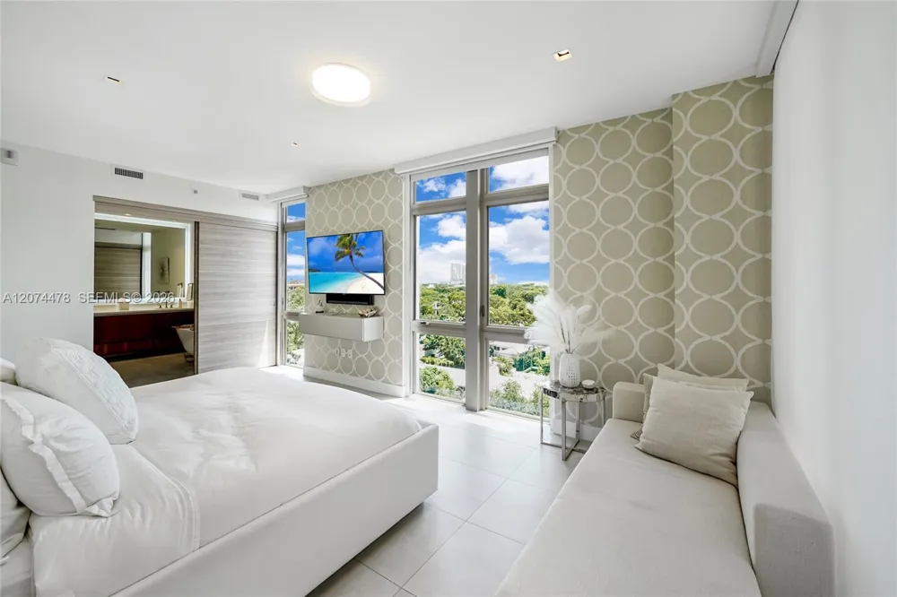 515 Valencia Ave #601 Coral Gables, FL 33134