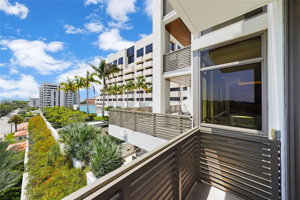 515 Valencia Ave #601 Coral Gables, FL 33134