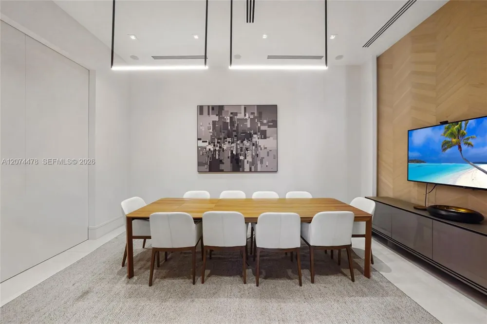 515 Valencia Ave #601 Coral Gables, FL 33134
