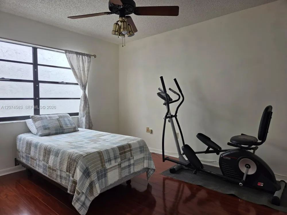 6745 NW 169th St #14F Hialeah, FL 33015