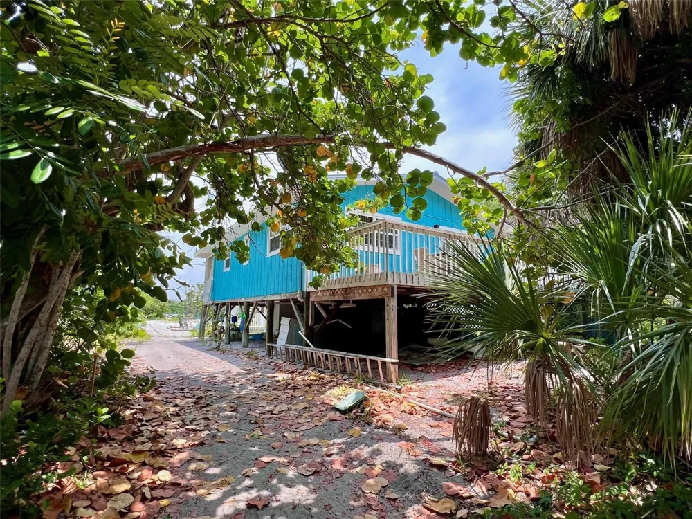 8142 LITTLE GASPARILLA ISLAND Placida, FL 33946