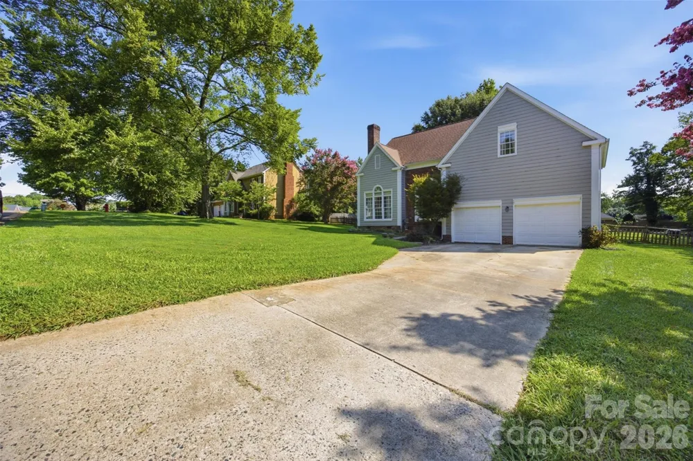3110 Ivy Creek Road Gastonia, NC 28056