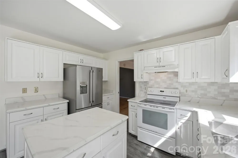 3110 Ivy Creek Road Gastonia, NC 28056