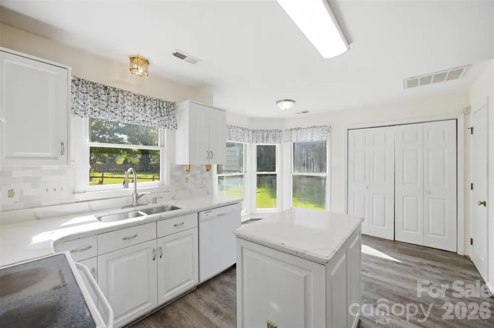 3110 Ivy Creek Road Gastonia, NC 28056