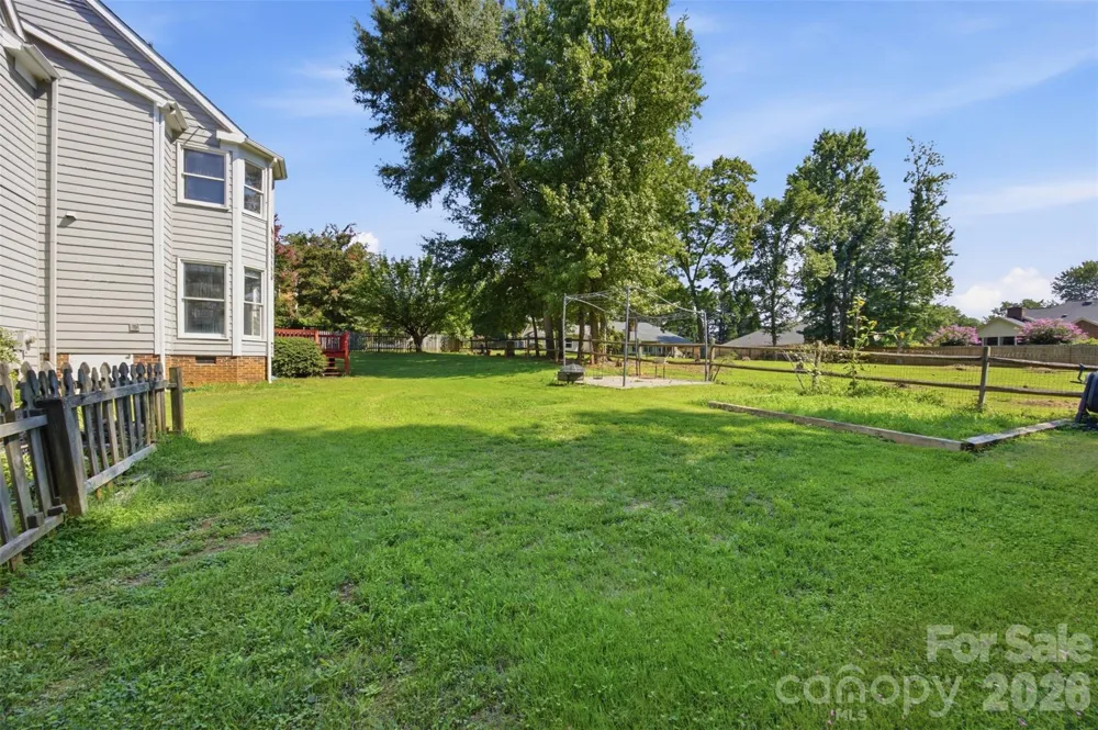3110 Ivy Creek Road Gastonia, NC 28056