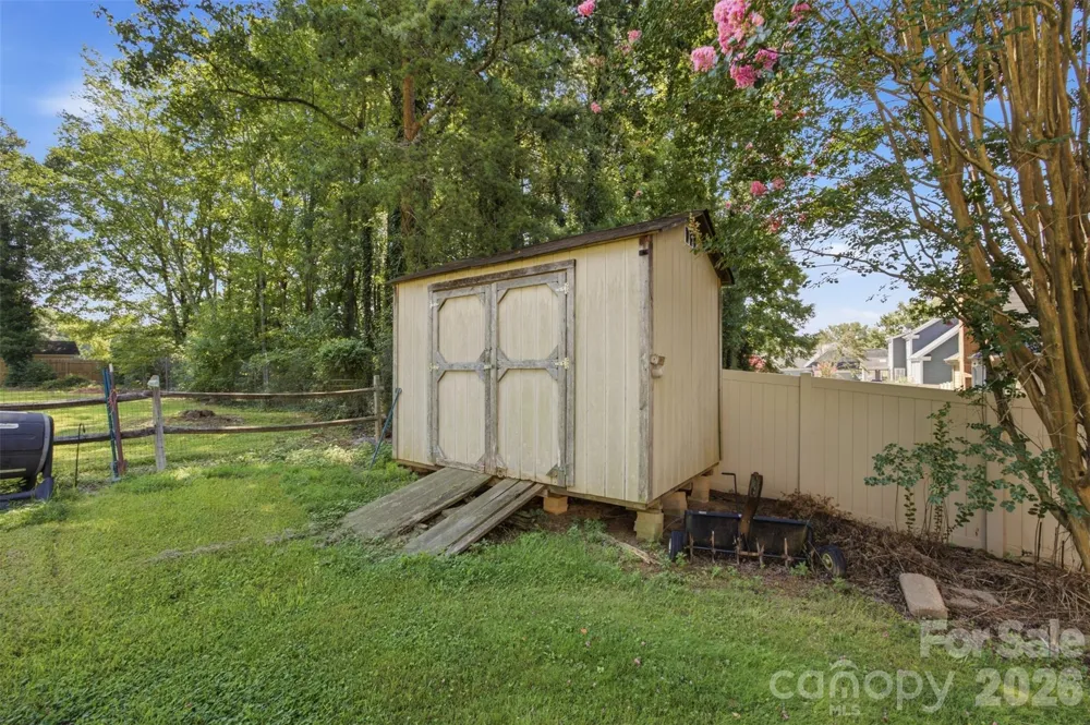 3110 Ivy Creek Road Gastonia, NC 28056