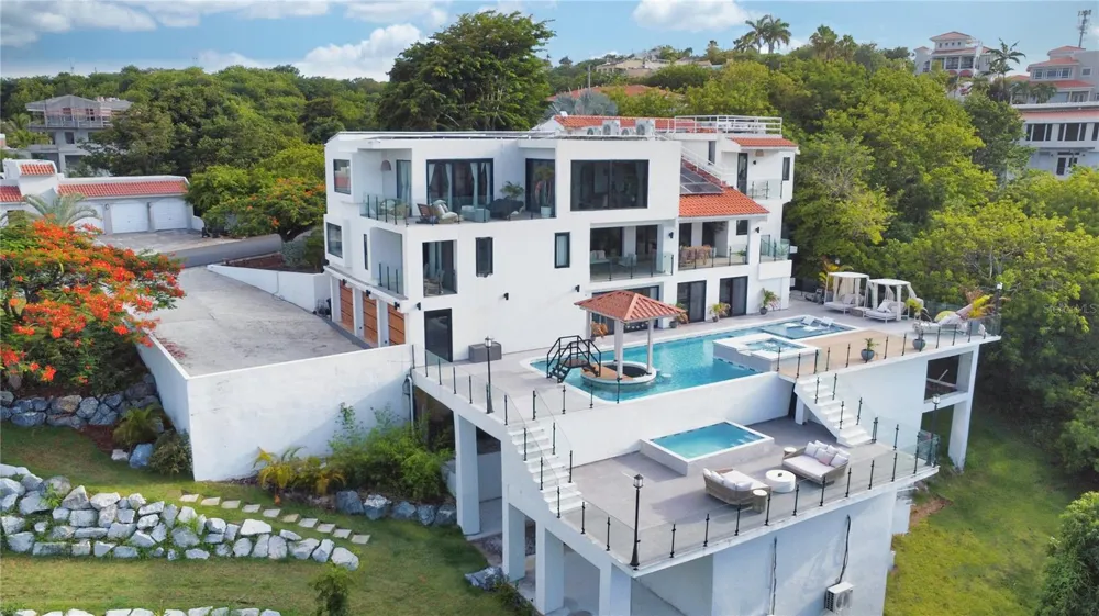 13-14 PORT ROAD Humacao, PR 00791