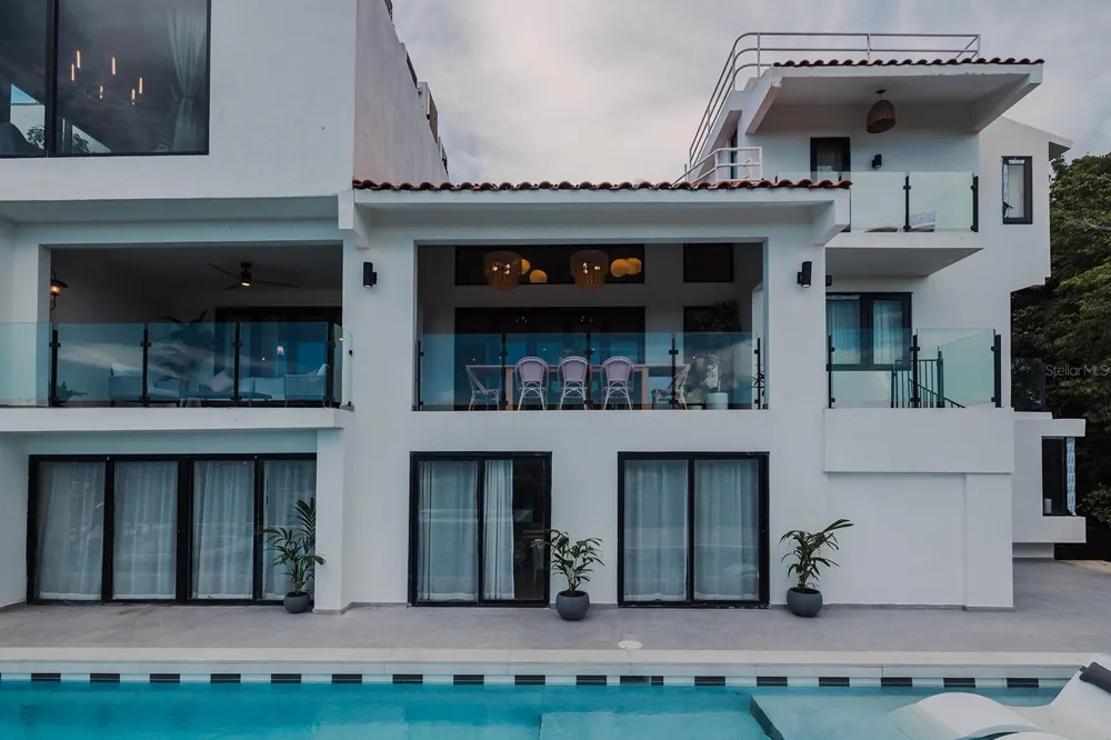 13-14 PORT ROAD Humacao, PR 00791