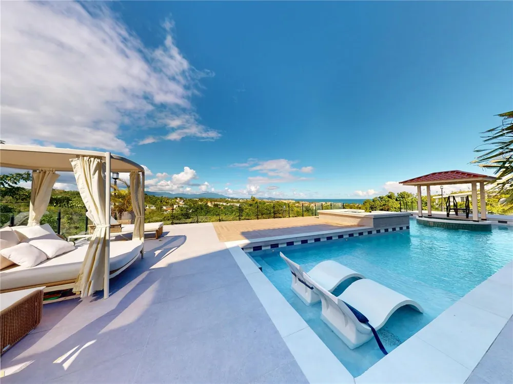 13-14 PORT ROAD Humacao, PR 00791