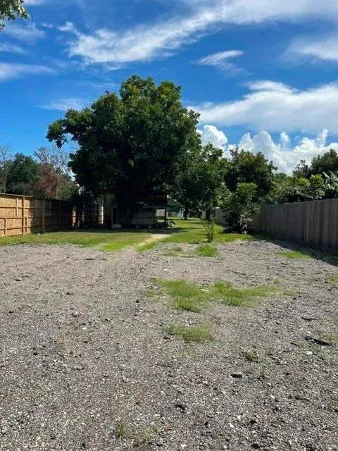 408 Vista Road Pasadena, TX 77504