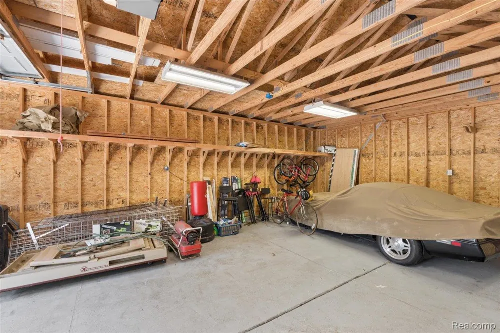 2260 S Harvey Avenue Westland City, MI 48186