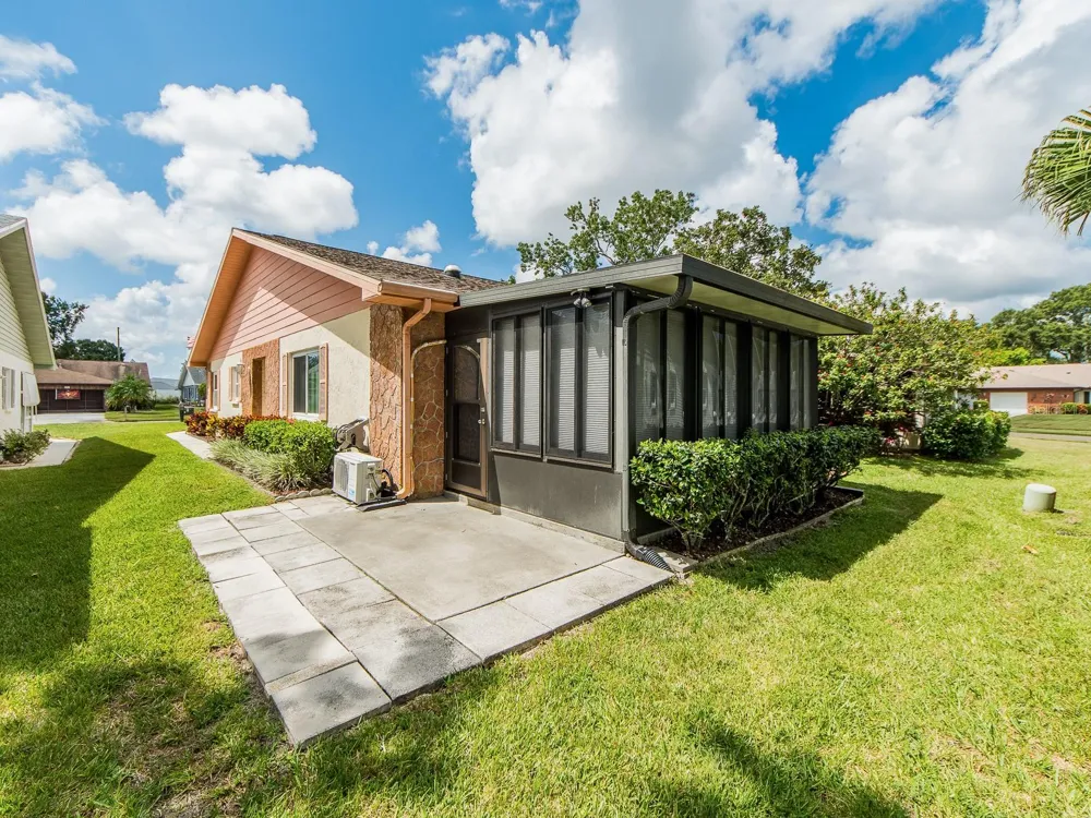 3253 MCMATH DRIVE Palm Harbor, FL 34684