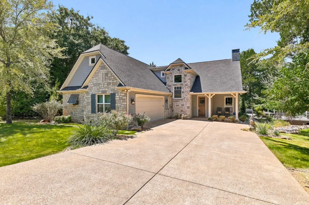 107 Memorial Street Gordonville, TX 76245