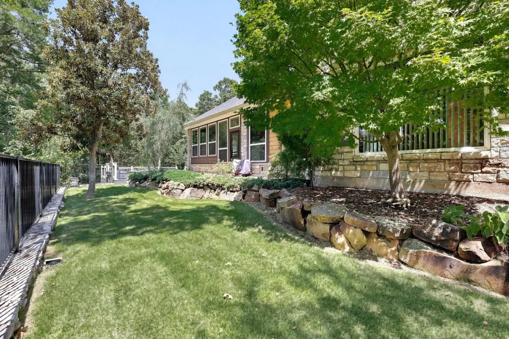 107 Memorial Street Gordonville, TX 76245