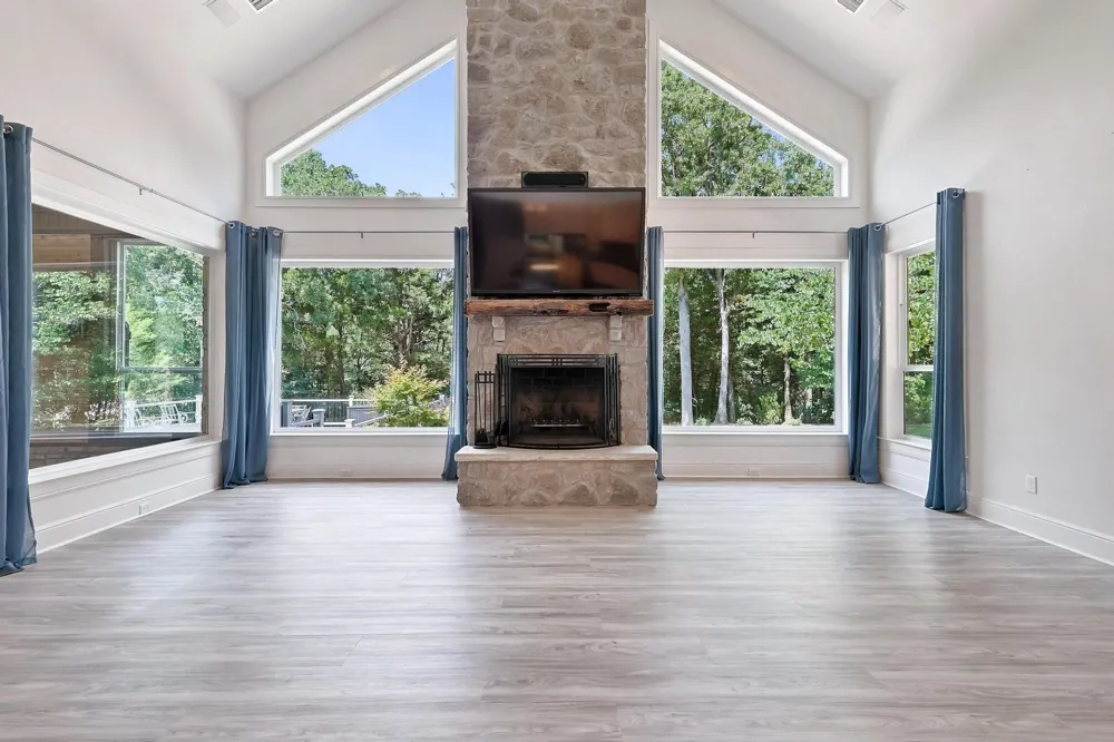 107 Memorial Street Gordonville, TX 76245