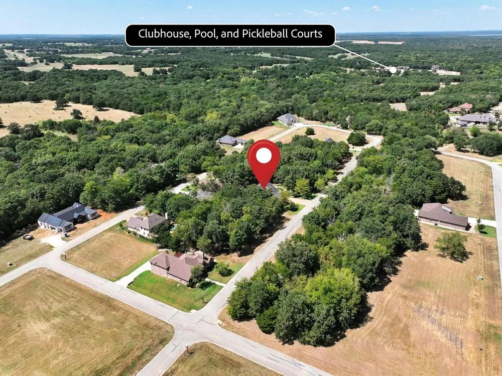 107 Memorial Street Gordonville, TX 76245