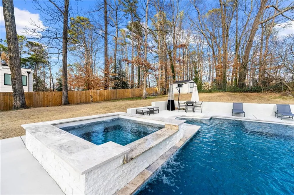 2522 Wawona Drive NE Brookhaven, GA 30319