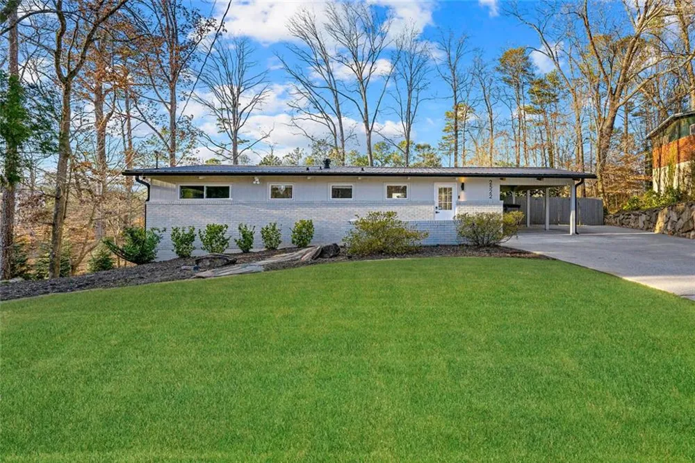 2522 Wawona Drive NE Brookhaven, GA 30319