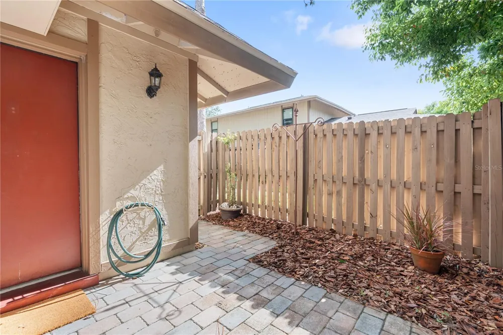 903 BUCK COURT Brandon, FL 33511