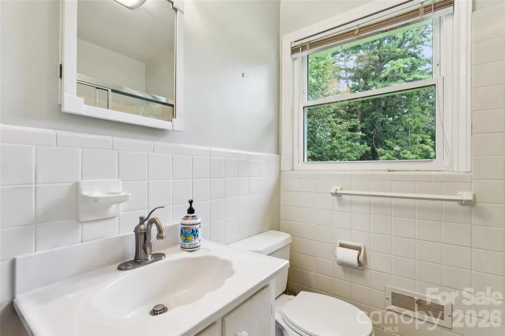 2305 Williams Road Matthews, NC 28105
