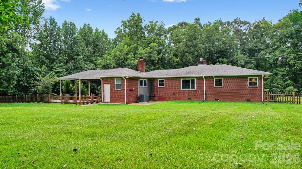 2305 Williams Road Matthews, NC 28105