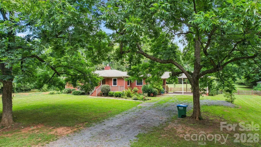 2305 Williams Road Matthews, NC 28105