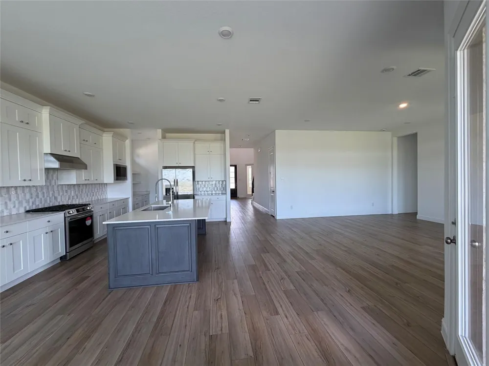 31303 Granary Hollow Drive Fulshear, TX 77441