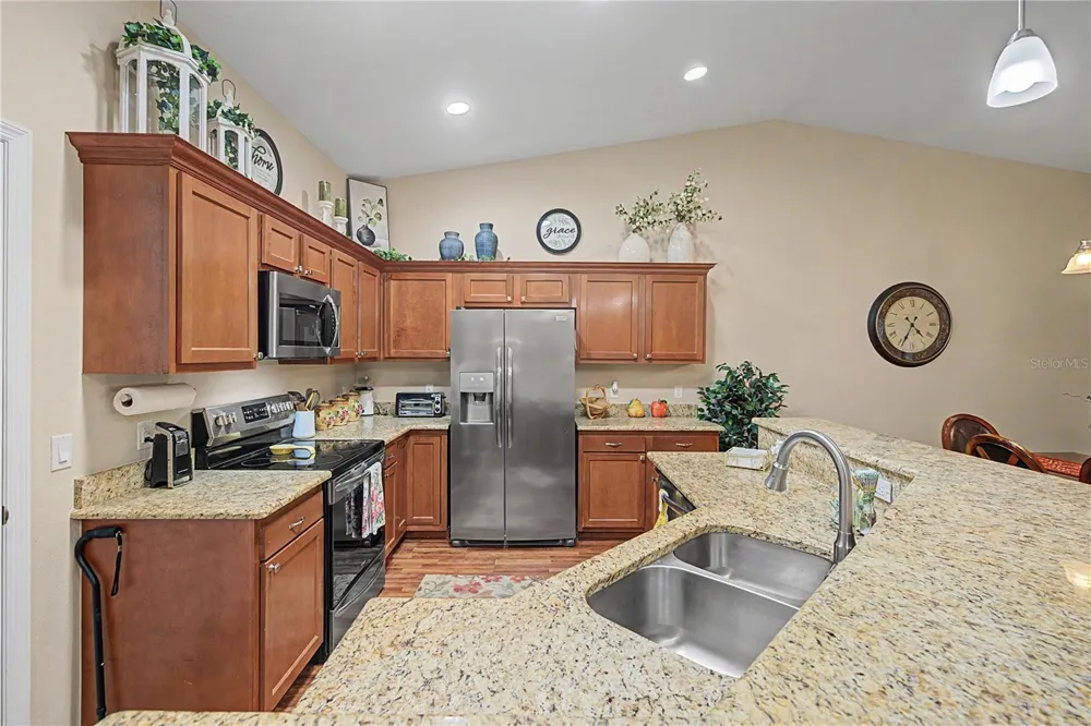 6783 BASSWOOD CIRCLE Zephyrhills, FL 33542
