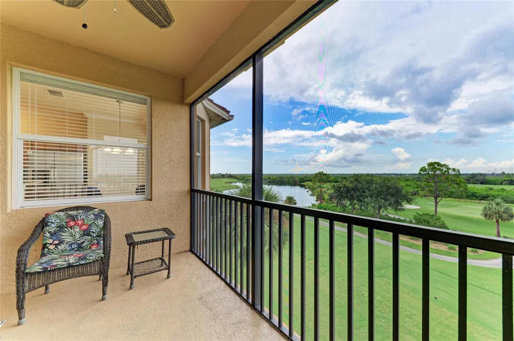 8403 GRAND ESTUARY TRAIL #405 Bradenton, FL 34212