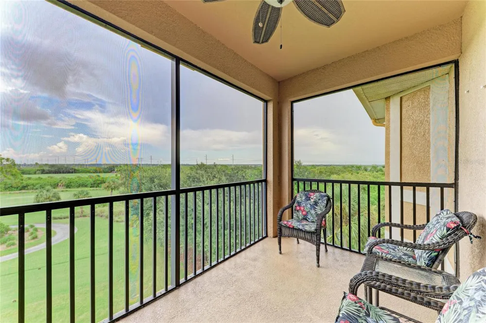 8403 GRAND ESTUARY TRAIL #405 Bradenton, FL 34212