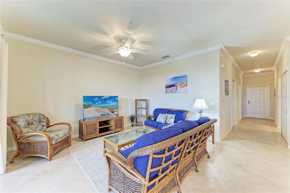 8403 GRAND ESTUARY TRAIL #405 Bradenton, FL 34212