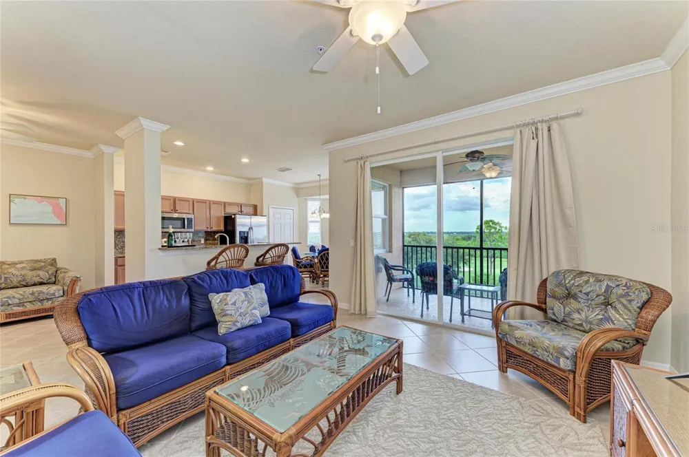 8403 GRAND ESTUARY TRAIL #405 Bradenton, FL 34212