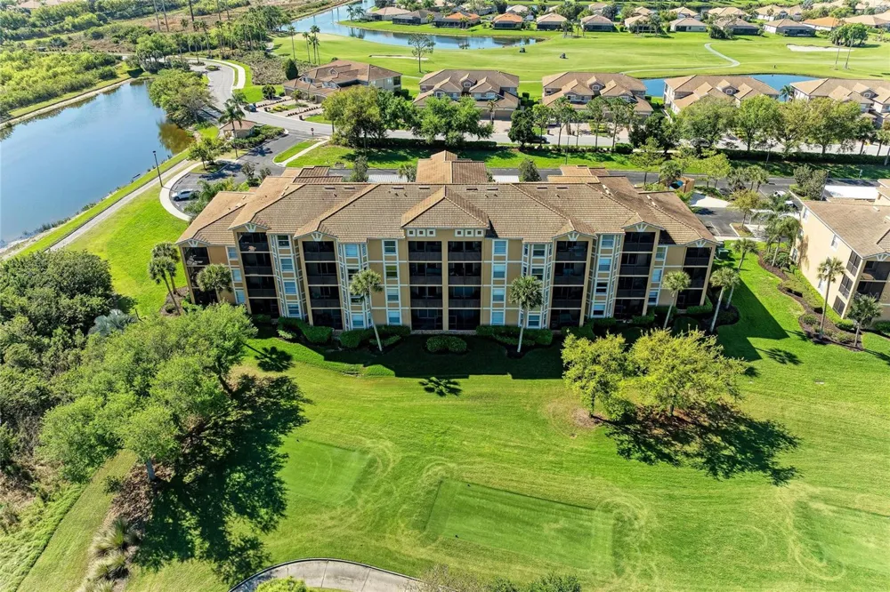 8403 GRAND ESTUARY TRAIL #405 Bradenton, FL 34212