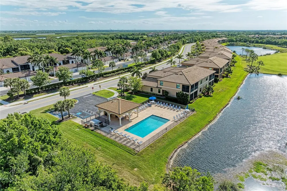 8403 GRAND ESTUARY TRAIL #405 Bradenton, FL 34212