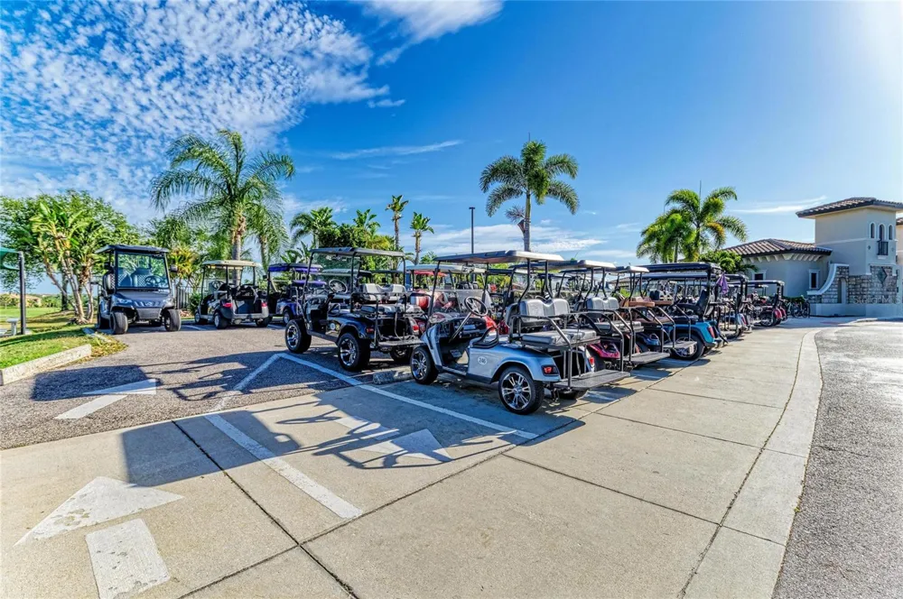 8403 GRAND ESTUARY TRAIL #405 Bradenton, FL 34212