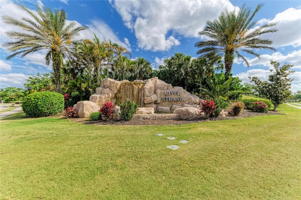 8403 GRAND ESTUARY TRAIL #405 Bradenton, FL 34212