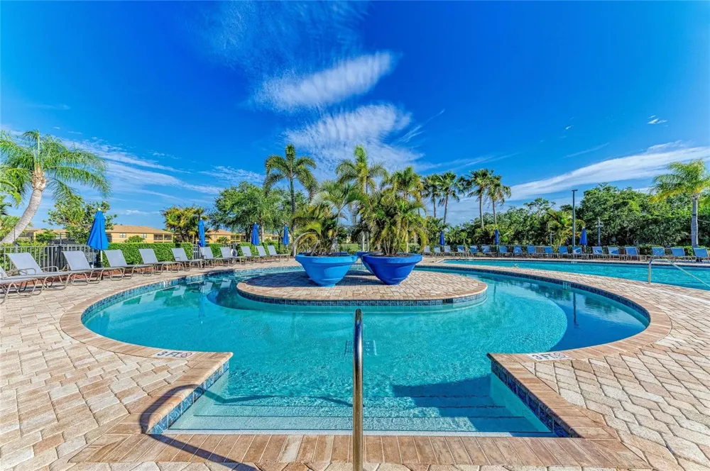 8403 GRAND ESTUARY TRAIL #405 Bradenton, FL 34212