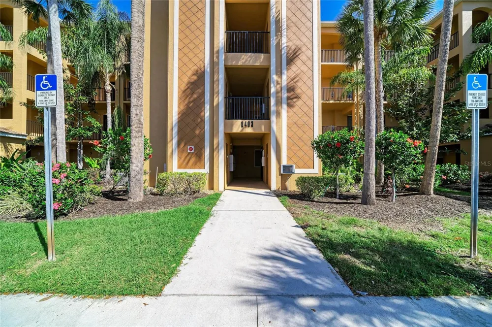 8403 GRAND ESTUARY TRAIL #405 Bradenton, FL 34212