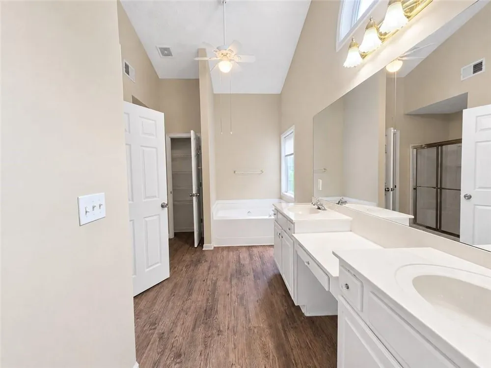 3418 Washington Cmns Kennesaw, GA 30144