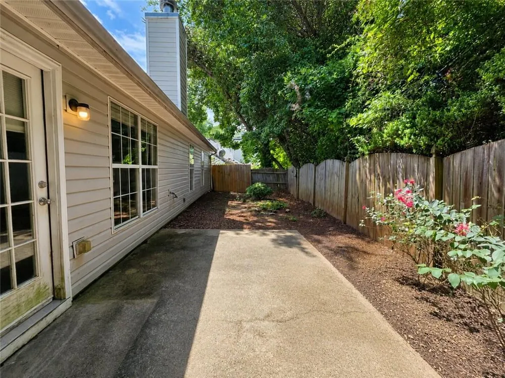 3418 Washington Cmns Kennesaw, GA 30144