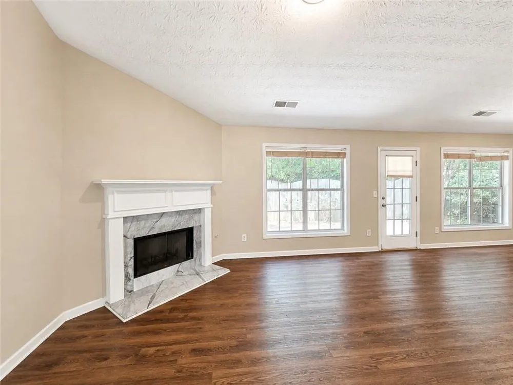 3418 Washington Cmns Kennesaw, GA 30144