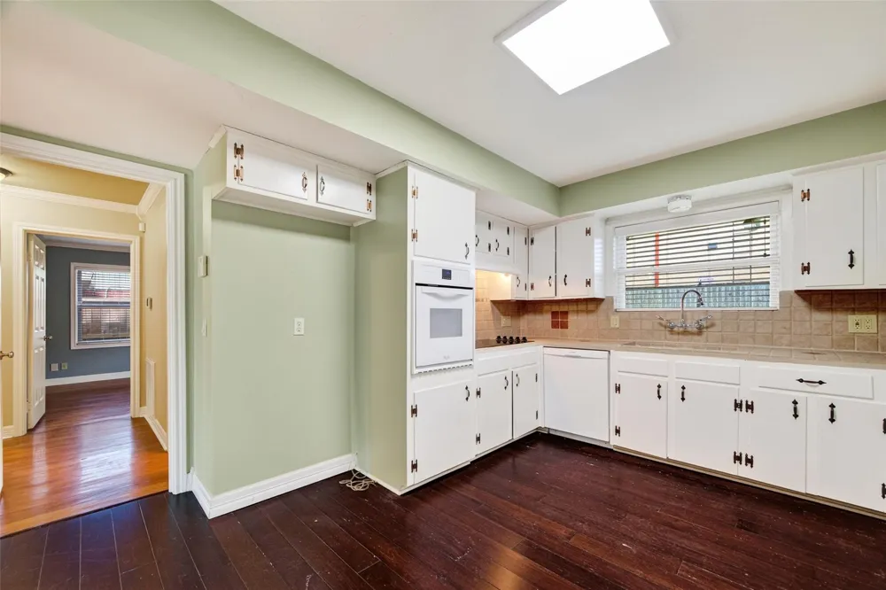 5411 Spellman Road Houston, TX 77096