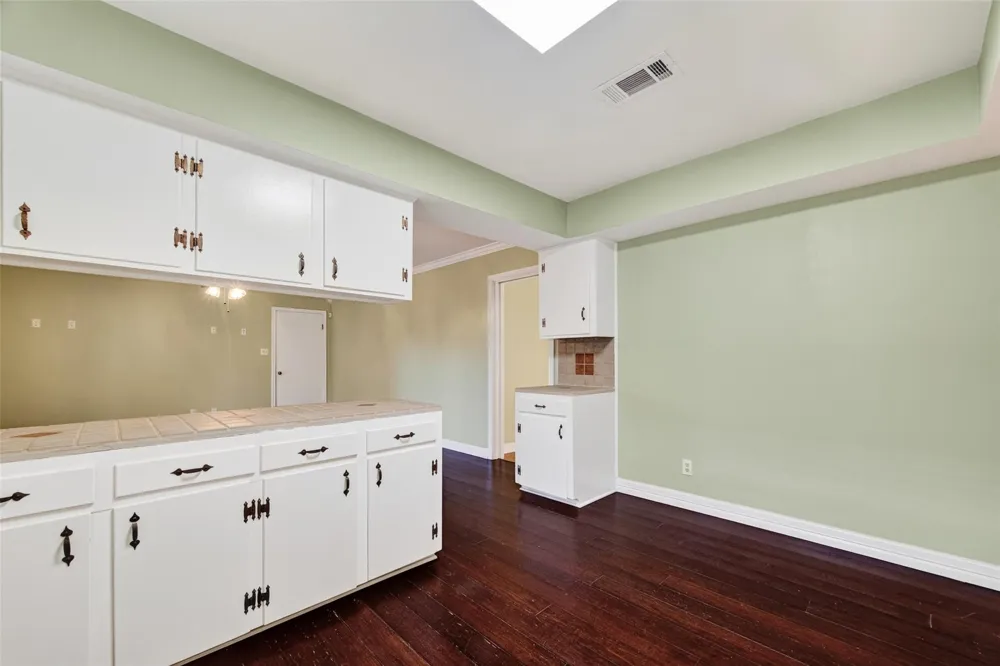 5411 Spellman Road Houston, TX 77096