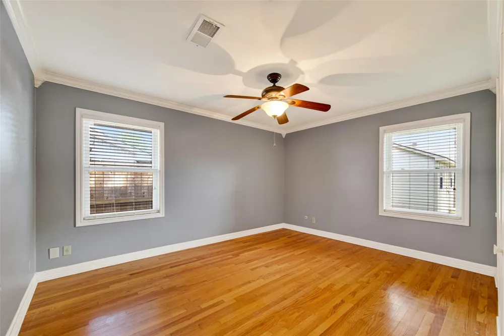 5411 Spellman Road Houston, TX 77096
