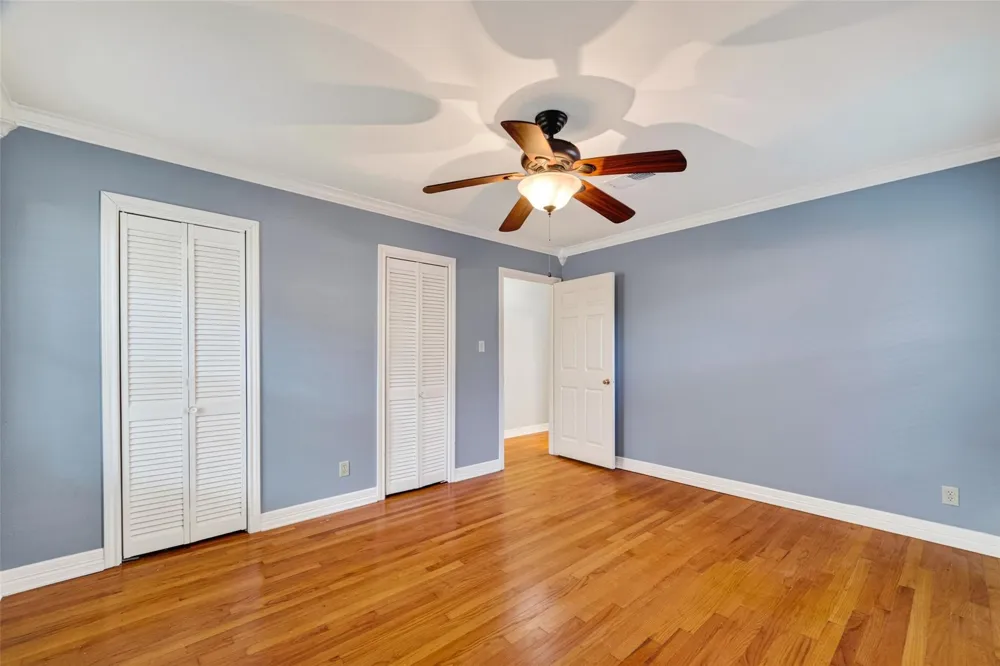 5411 Spellman Road Houston, TX 77096