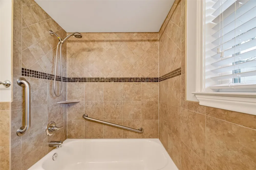 5411 Spellman Road Houston, TX 77096