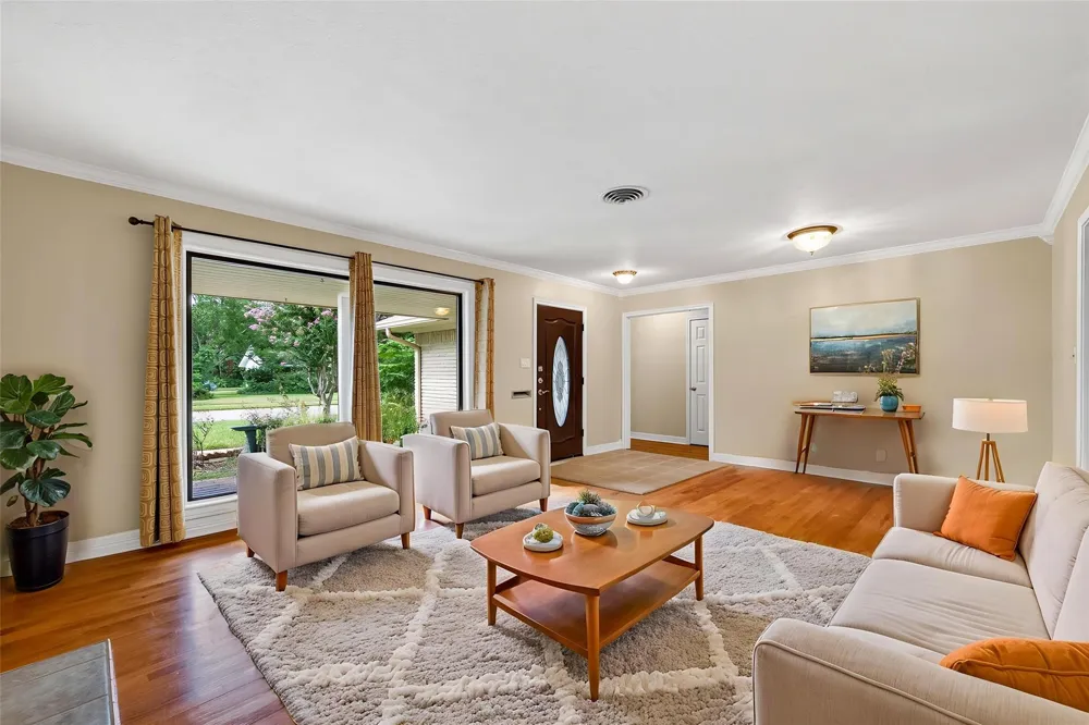 5411 Spellman Road Houston, TX 77096